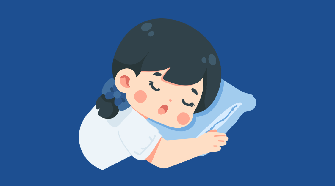 Ilustración de dibujos animados de una niña de pelo oscuro durmiendo plácidamente sobre una almohada azul, con los ojos cerrados y vestida con una camisa blanca, sobre un fondo azul sólido.